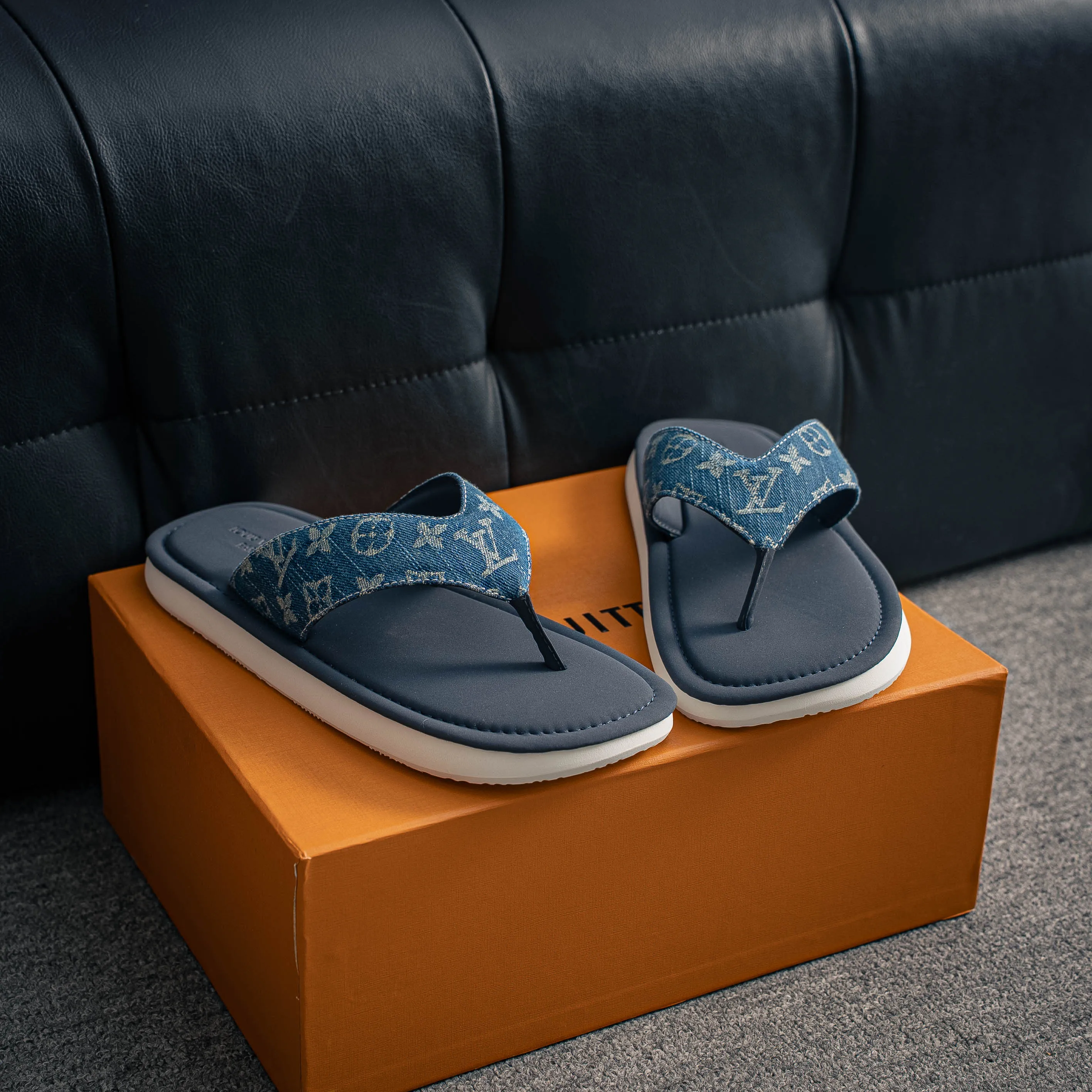 # LOUIS VUITTON ｜ 2026ss LOUIS VUITTON Venice Cowhide Leather Shoes Shoes Sandals 。 Cowhide Leather ，Shoes